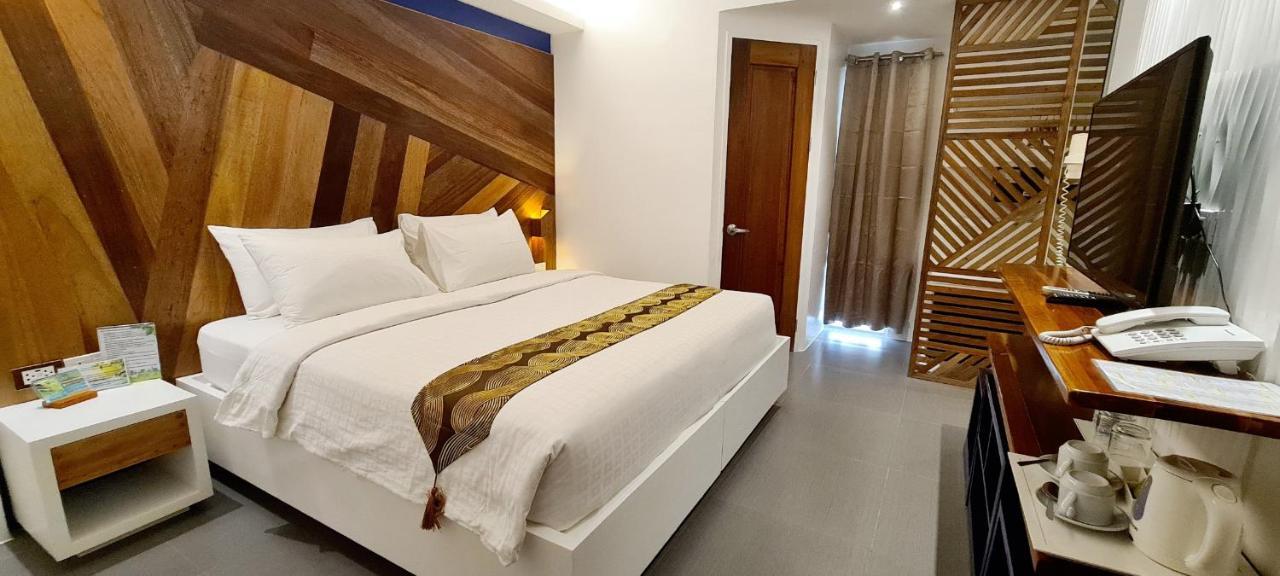 The Paragon Boracay 3* Manoc-Manoc
