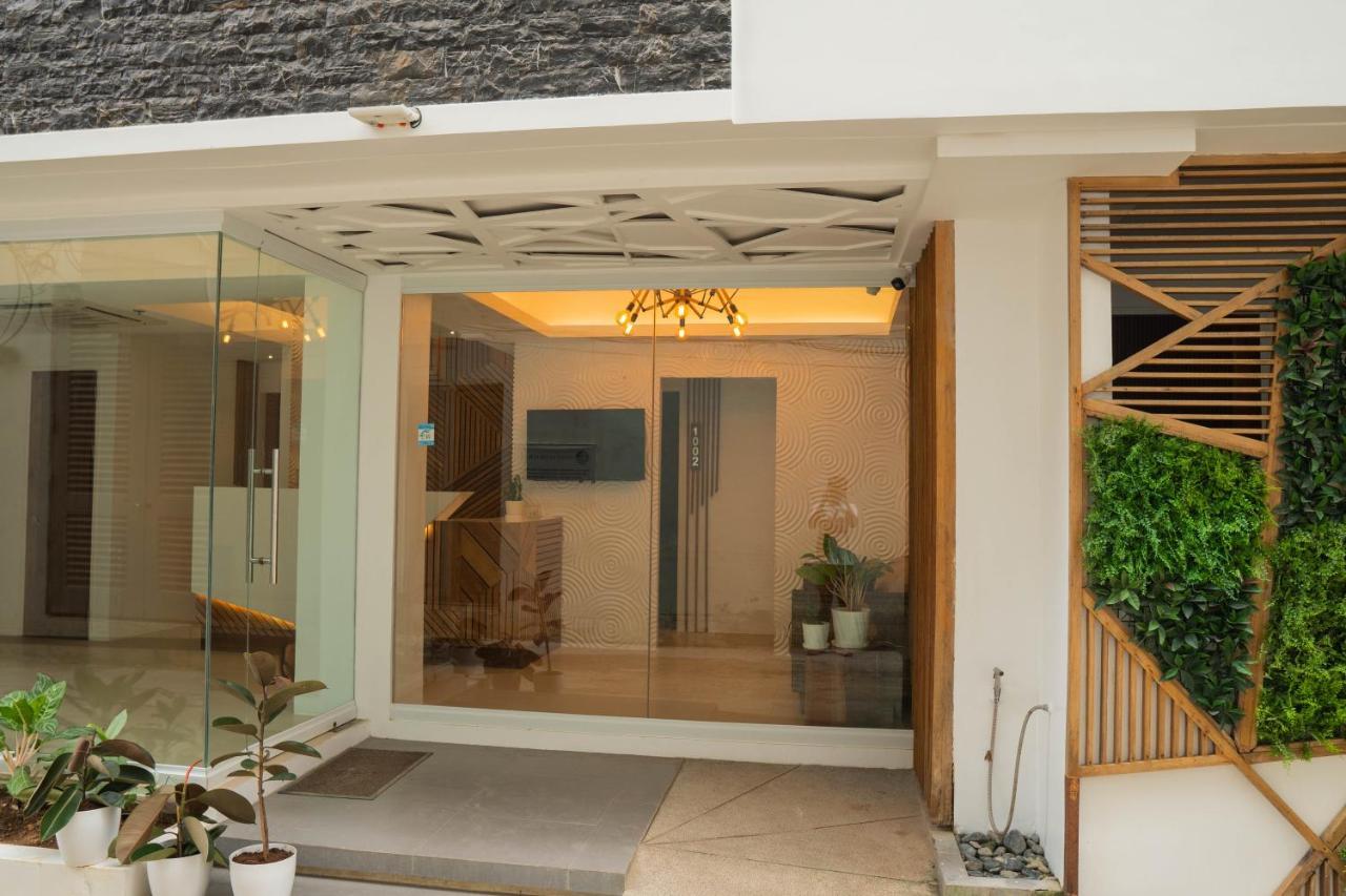 The Paragon Boracay Manoc-Manoc